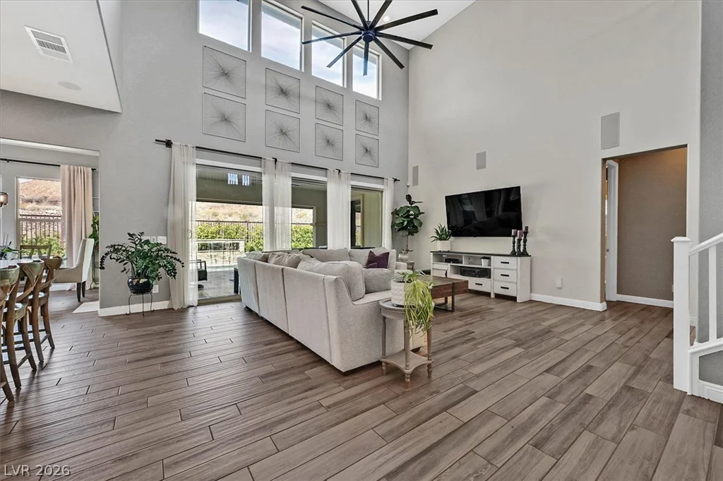 5881 Heaven View, Las Vegas, NV 89135