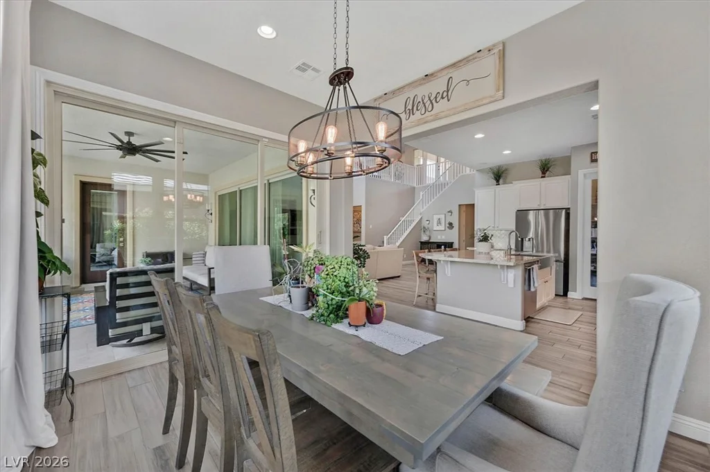 5881 Heaven View, Las Vegas, NV 89135