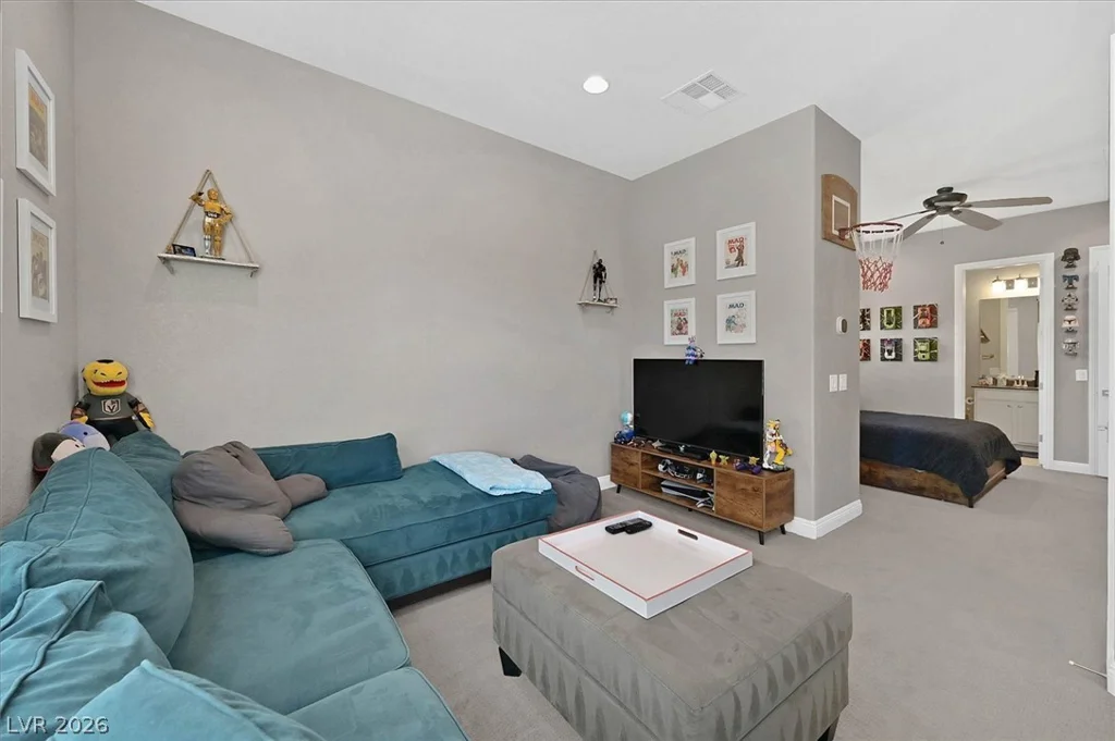 5881 Heaven View, Las Vegas, NV 89135