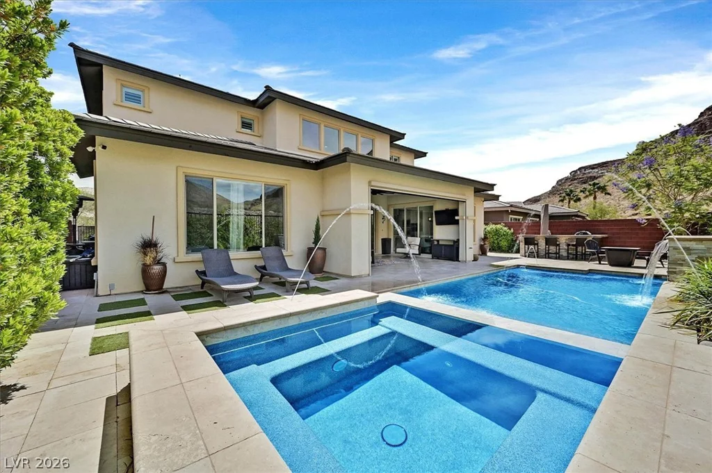 5881 Heaven View, Las Vegas, NV 89135