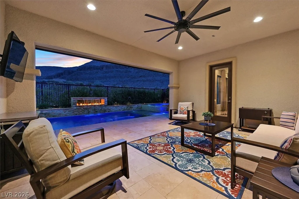 5881 Heaven View, Las Vegas, NV 89135