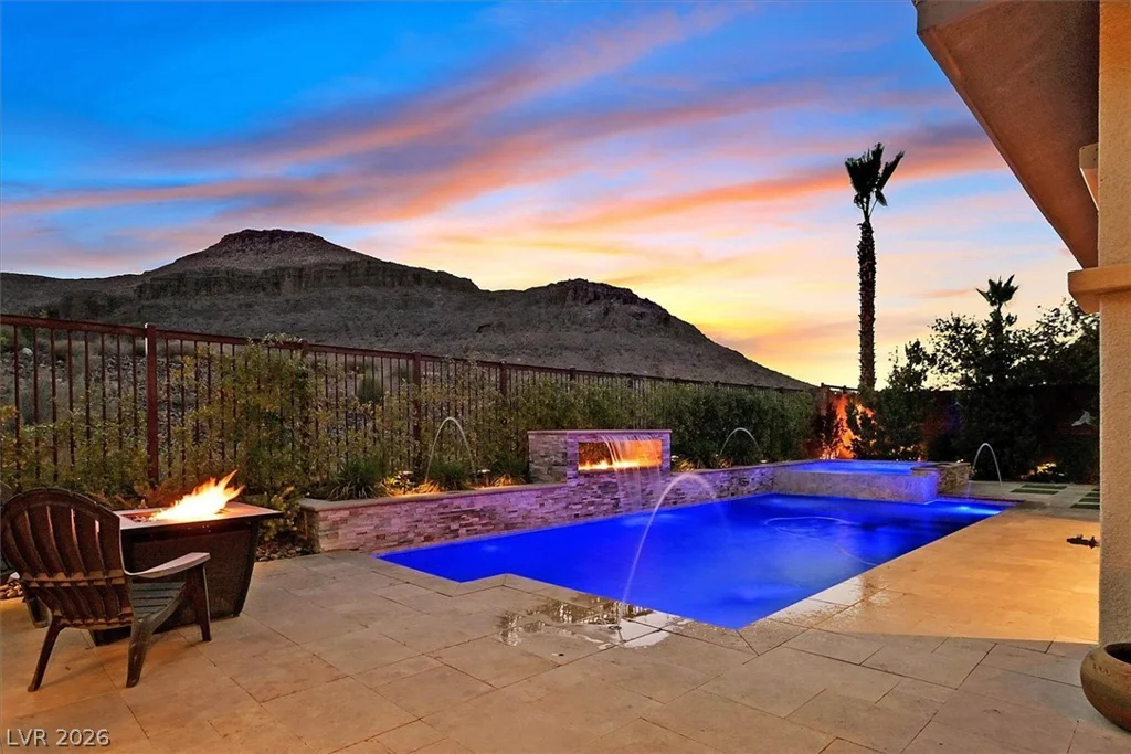 5881 Heaven View, Las Vegas, NV 89135