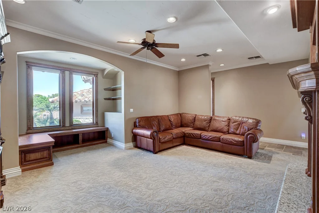 5520 Mount Diablo, Las Vegas, NV 89118