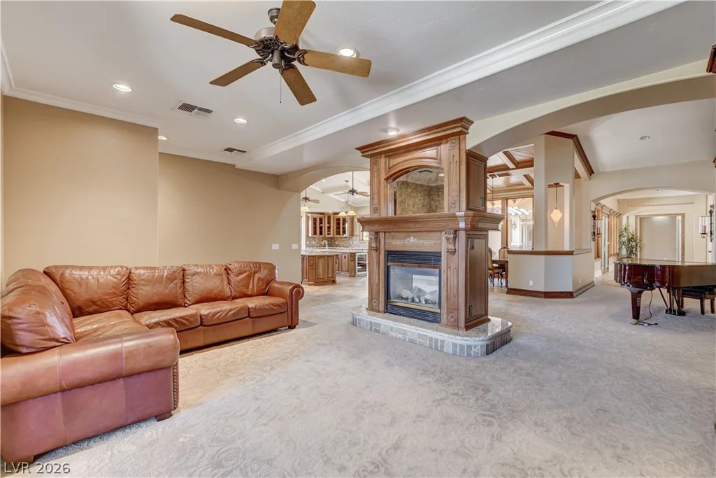 5520 Mount Diablo, Las Vegas, NV 89118