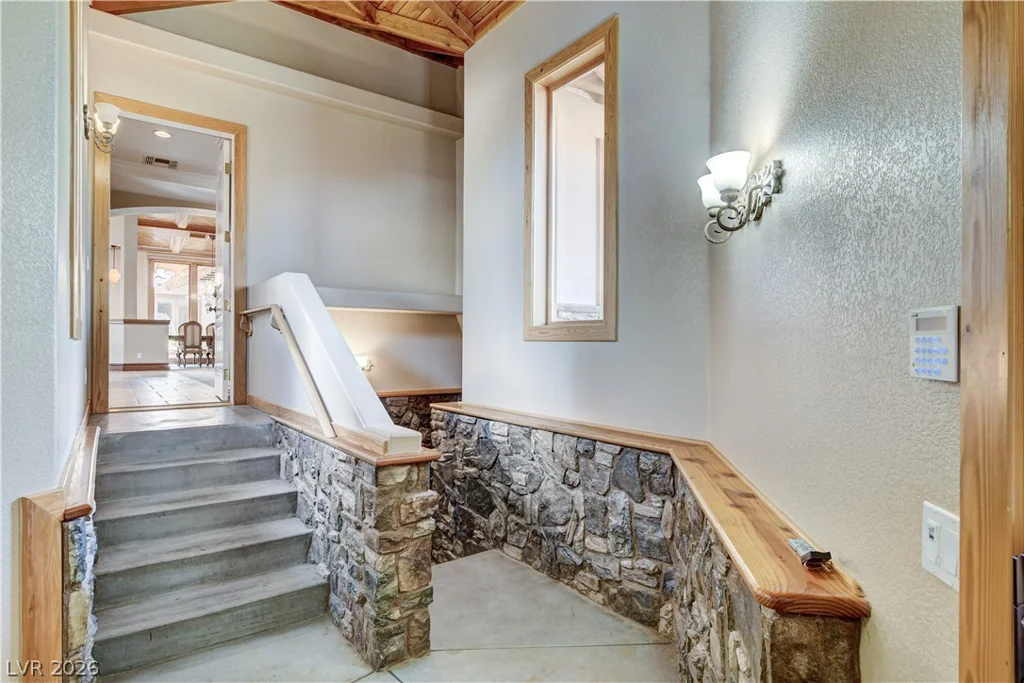 5520 Mount Diablo, Las Vegas, NV 89118