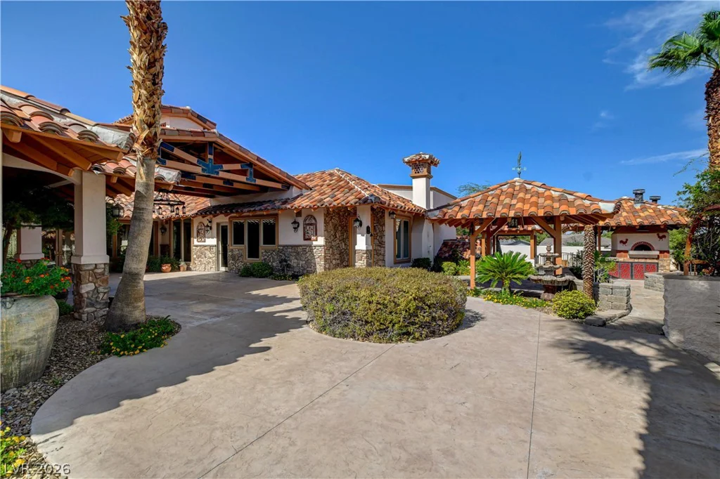 5520 Mount Diablo, Las Vegas, NV 89118