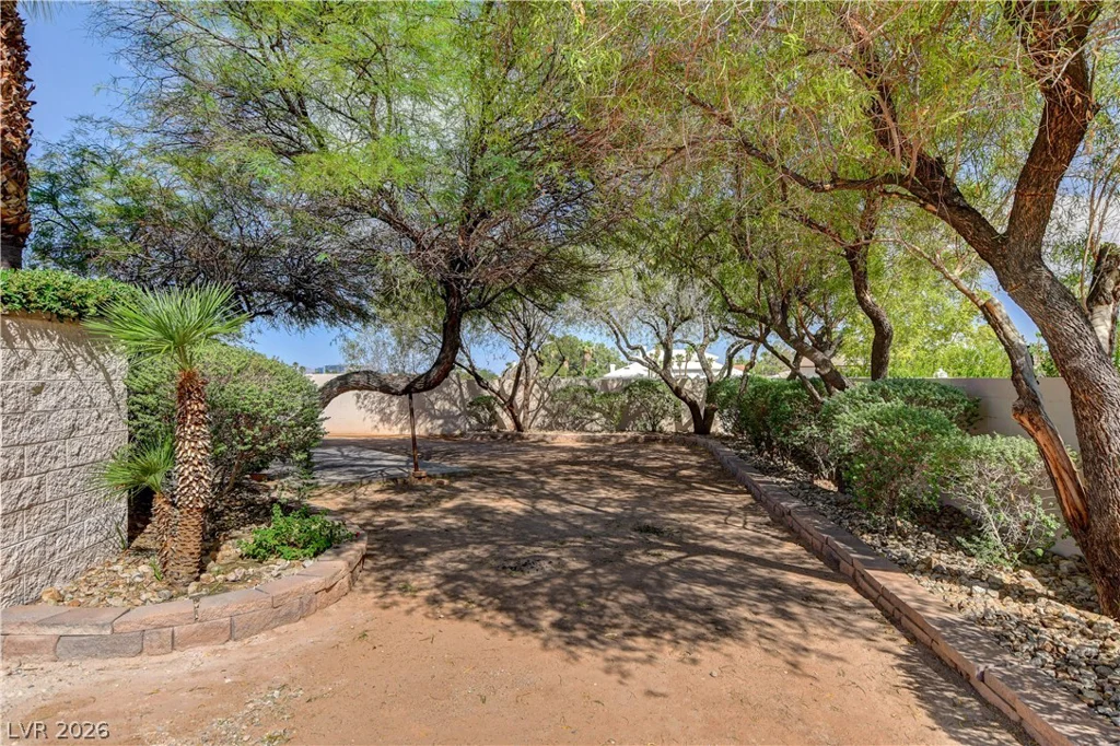 5520 Mount Diablo, Las Vegas, NV 89118