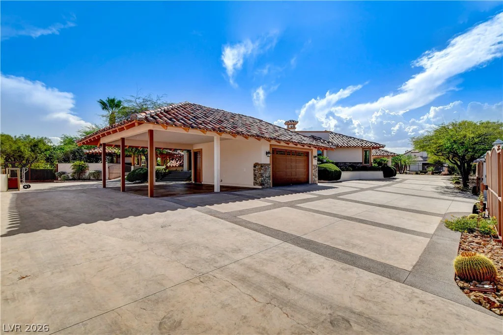 5520 Mount Diablo, Las Vegas, NV 89118