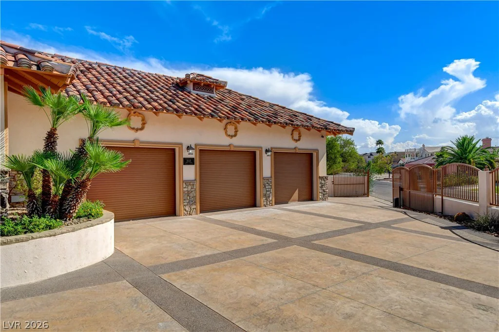 5520 Mount Diablo, Las Vegas, NV 89118
