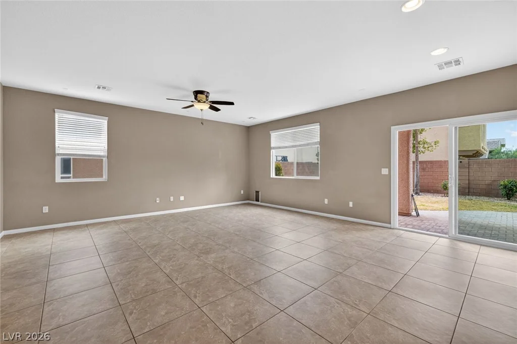 10329 Ironwood Pass, Las Vegas, NV 89166