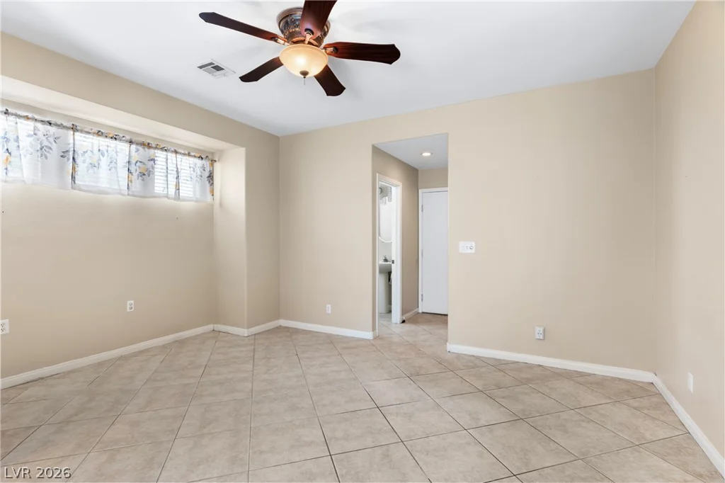 9709 Floweret, Las Vegas, NV 89117
