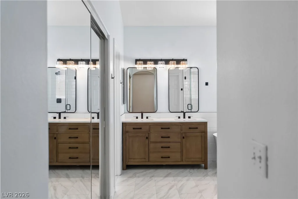 9709 Floweret, Las Vegas, NV 89117
