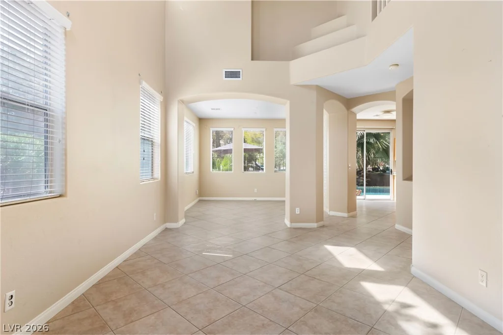 9709 Floweret, Las Vegas, NV 89117