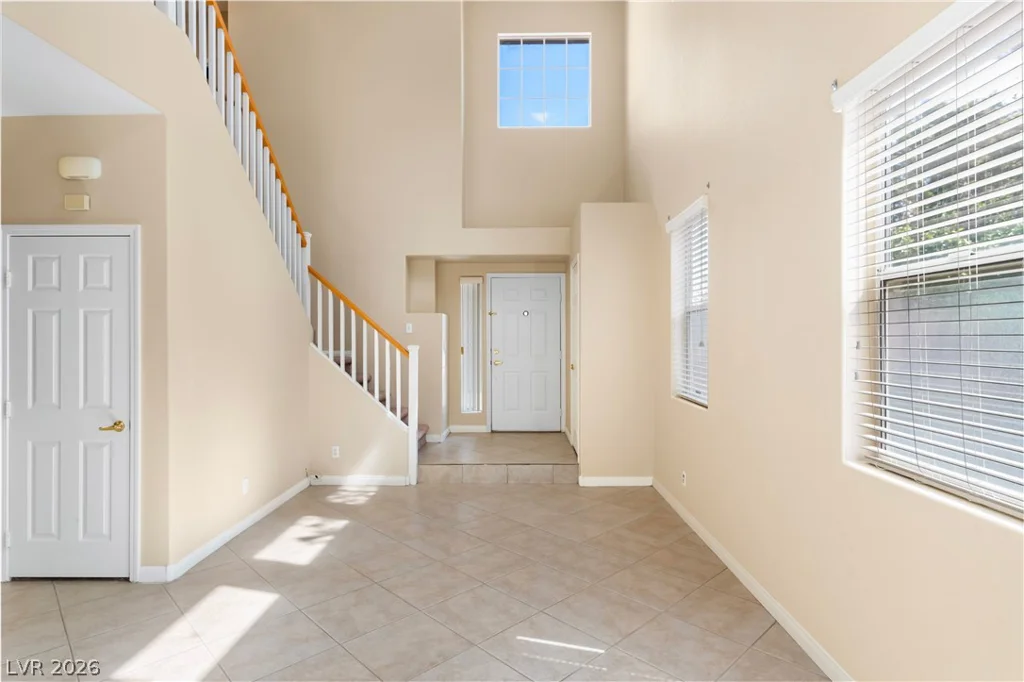 9709 Floweret, Las Vegas, NV 89117