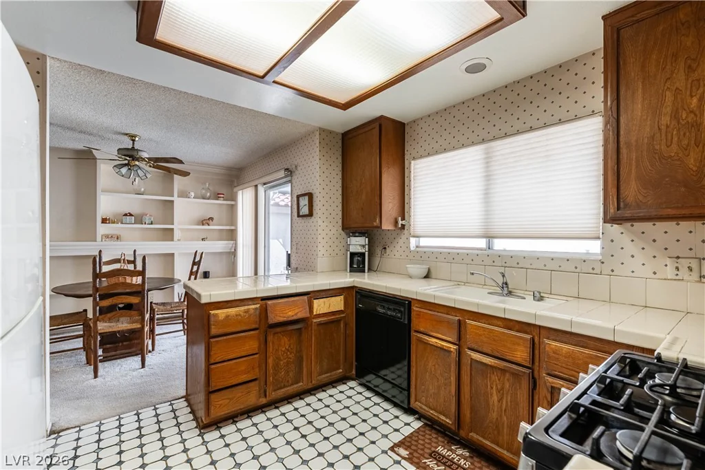 360 Keating, Henderson, NV 89074