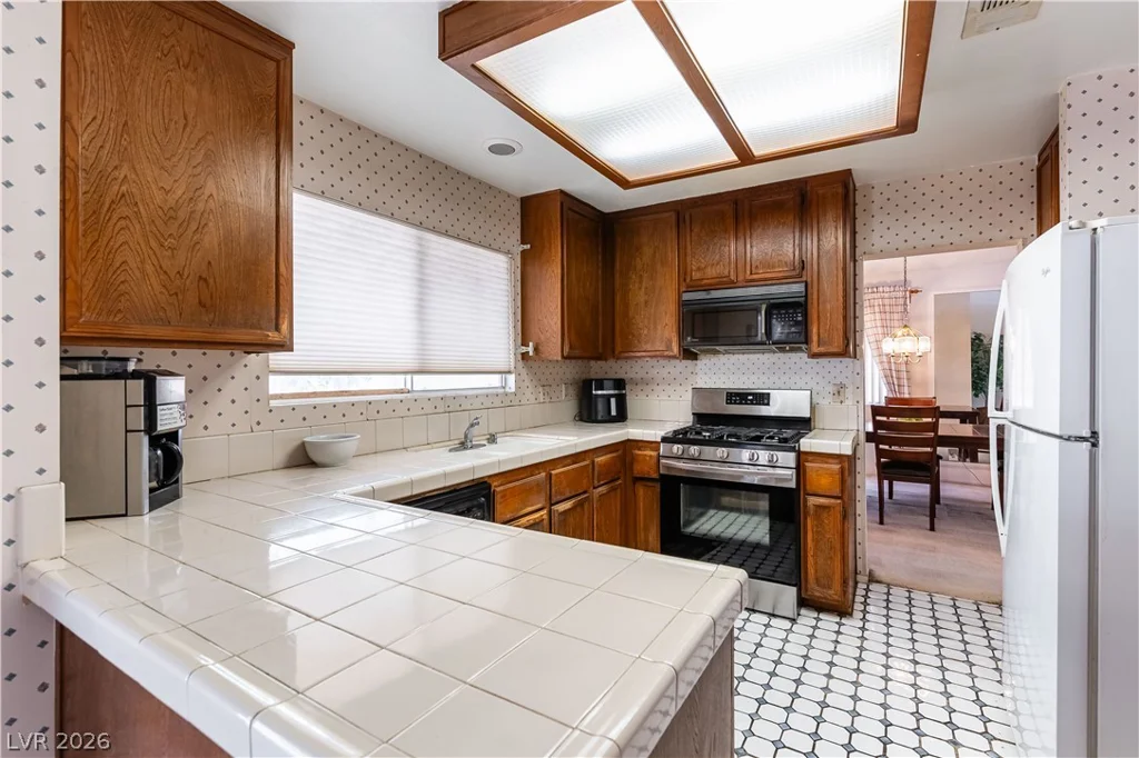 360 Keating, Henderson, NV 89074