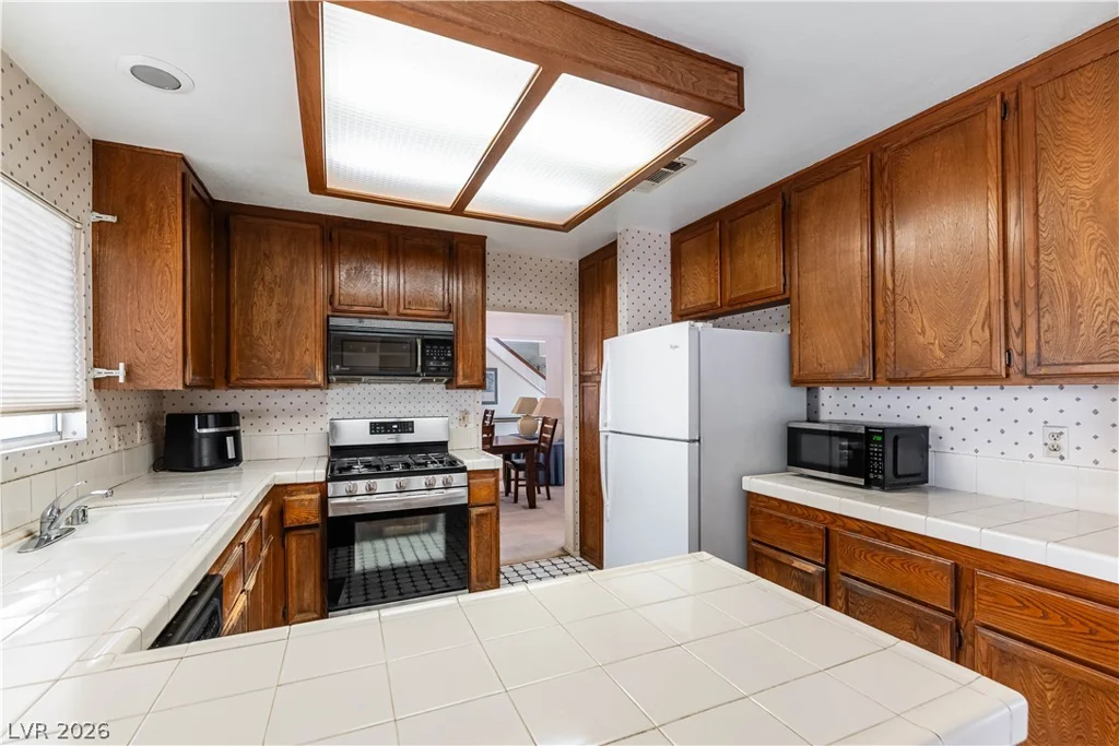 360 Keating, Henderson, NV 89074
