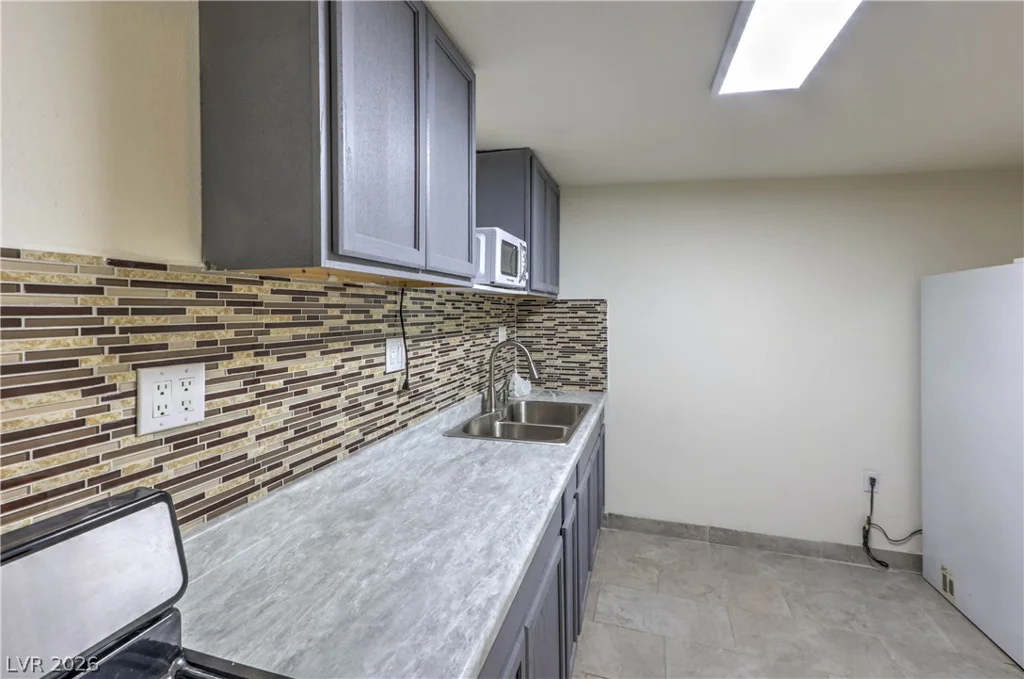 4210 Sunrise, Las Vegas, NV 89110
