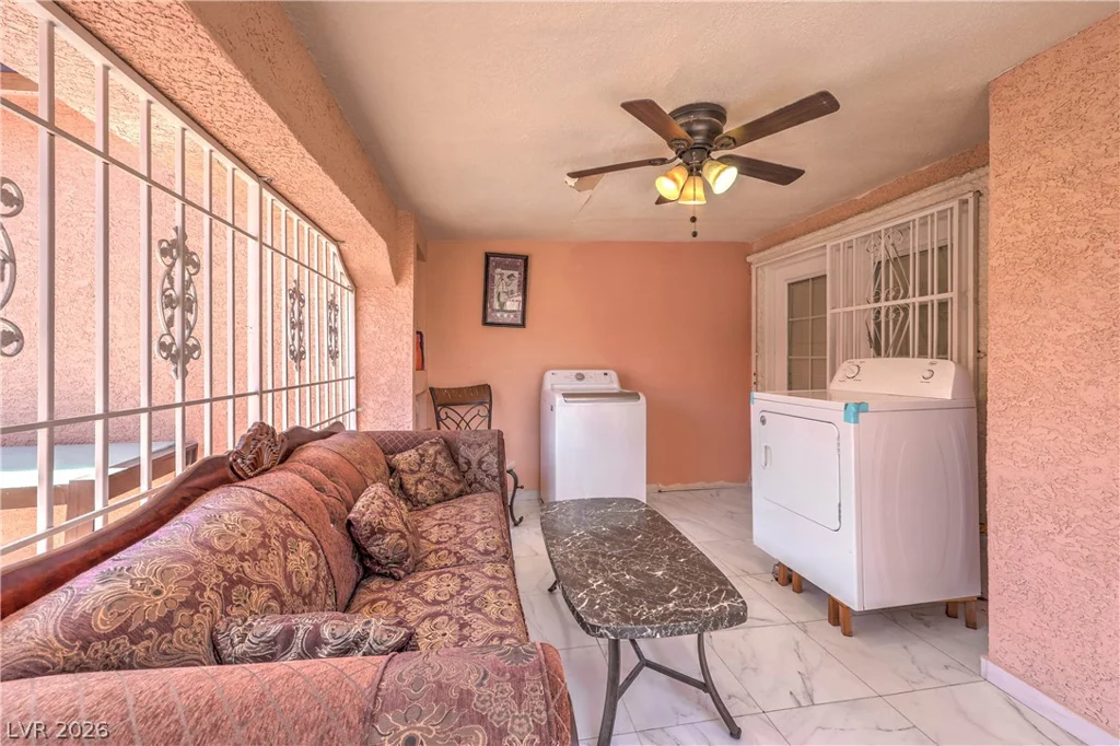 4210 Sunrise, Las Vegas, NV 89110