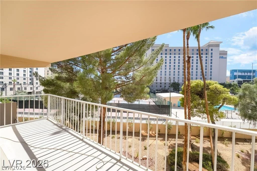 205 Harmon, Las Vegas, NV 89169
