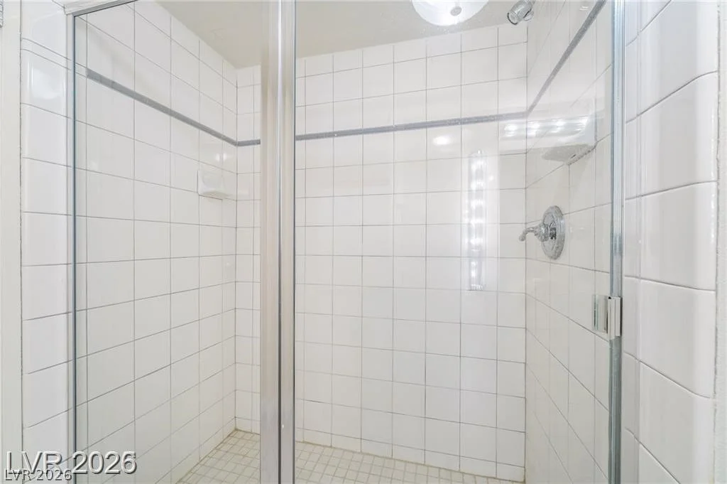 205 Harmon, Las Vegas, NV 89169