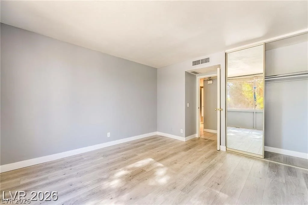 205 Harmon, Las Vegas, NV 89169