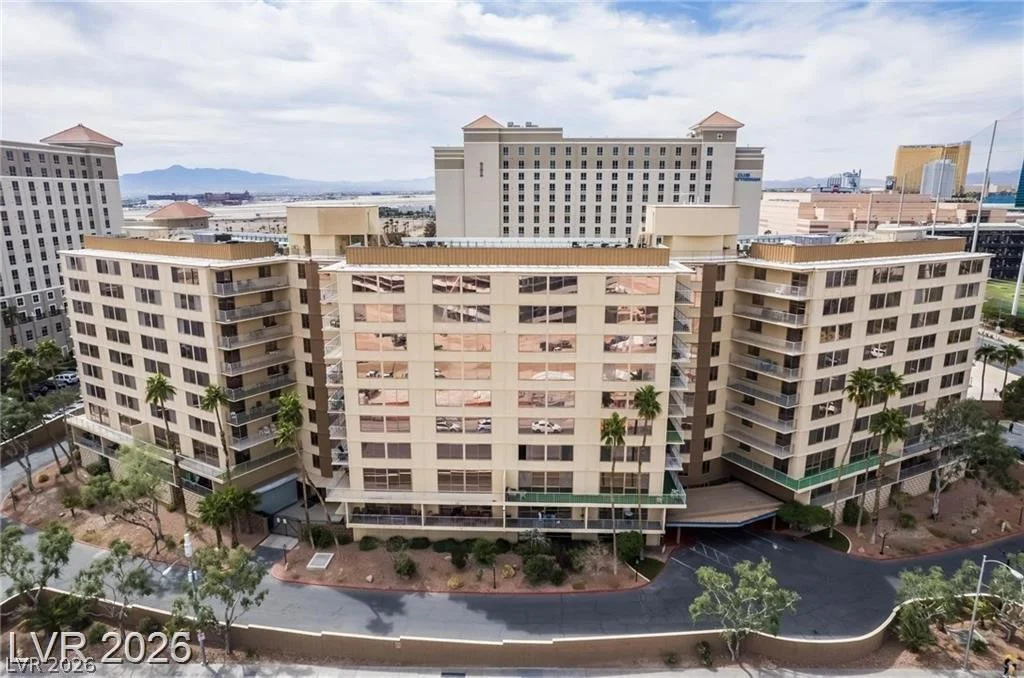 205 Harmon, Las Vegas, NV 89169