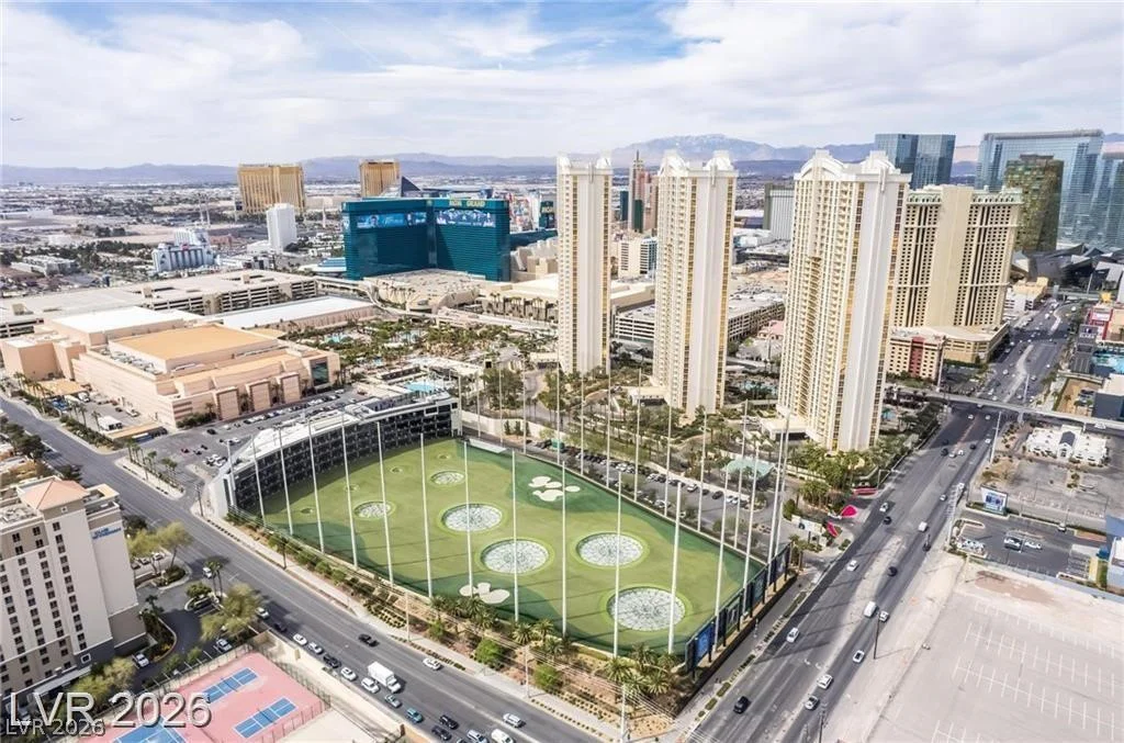 205 Harmon, Las Vegas, NV 89169