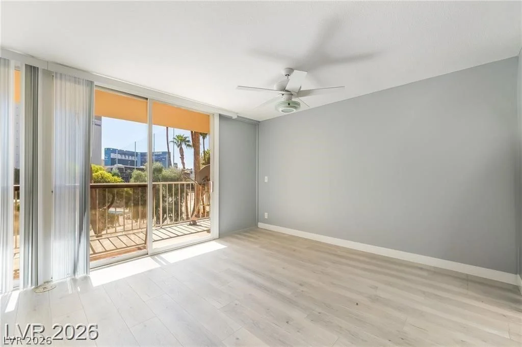 205 Harmon, Las Vegas, NV 89169