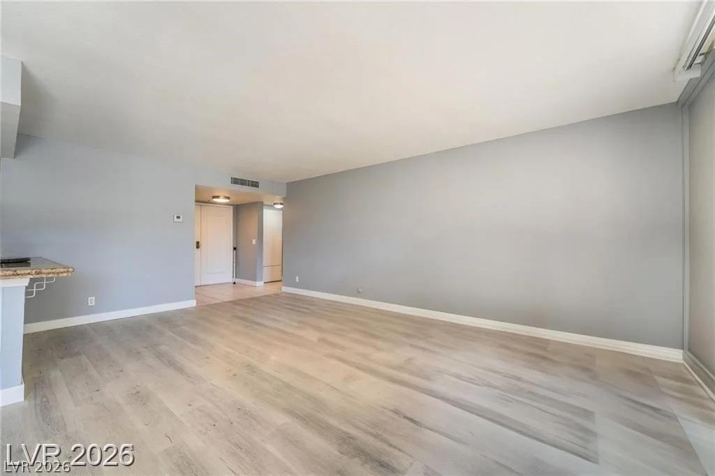 205 Harmon, Las Vegas, NV 89169