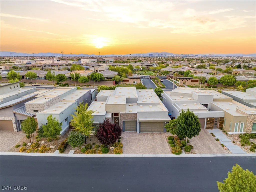 6092 Willow Rock, Las Vegas, NV 89135