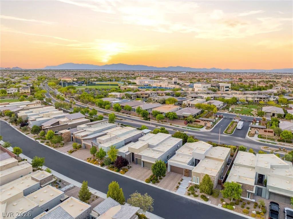 6092 Willow Rock, Las Vegas, NV 89135