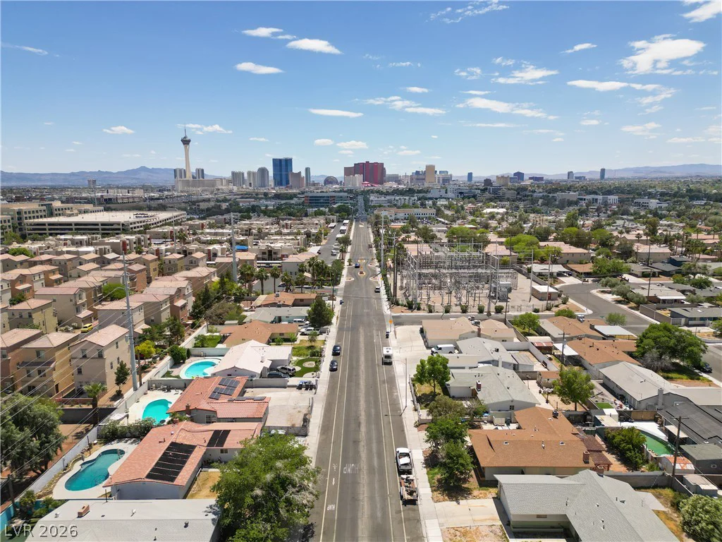 213 Shadow, Las Vegas, NV 89106