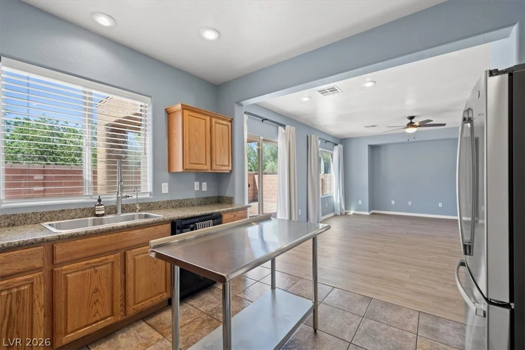 4345 Galapagos, North Las Vegas, NV 89084
