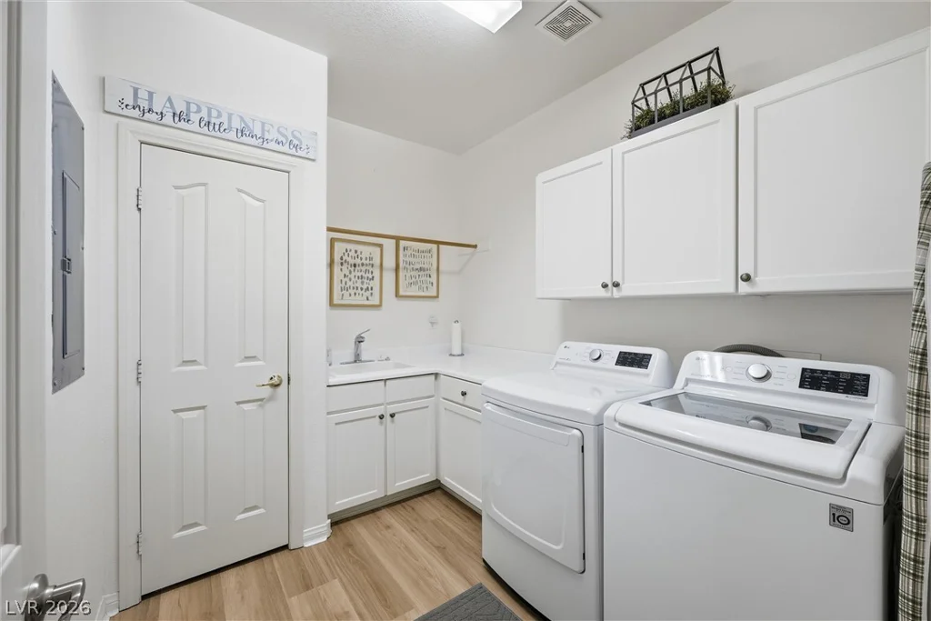 7908 Clock Tower, Las Vegas, NV 89117