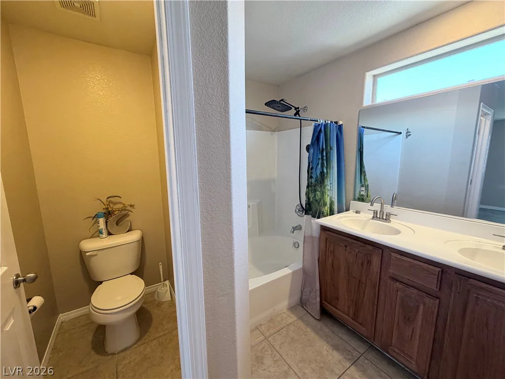 8166 Royal Lilly, Las Vegas, NV 89139
