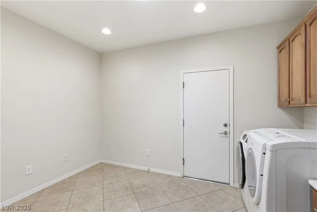 2325 Orangeburg, Henderson, NV 89044