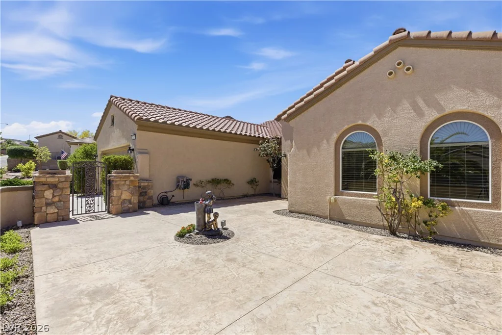 2325 Orangeburg, Henderson, NV 89044