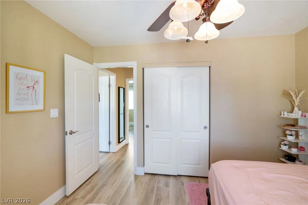 9010 Buffalo, Las Vegas, NV 89113