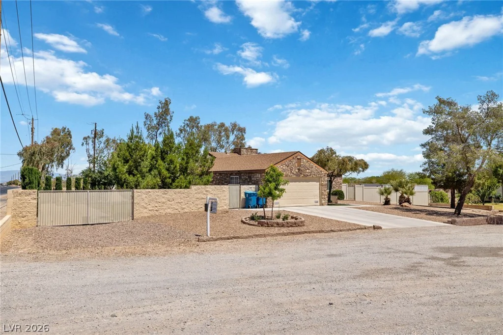 9010 Buffalo, Las Vegas, NV 89113