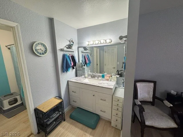 2451 Rainbow, Las Vegas, NV 89108
