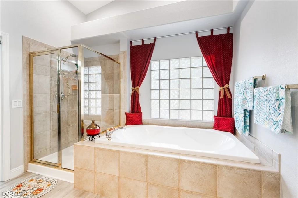 3991 Camelot Cove, Las Vegas, NV 89147