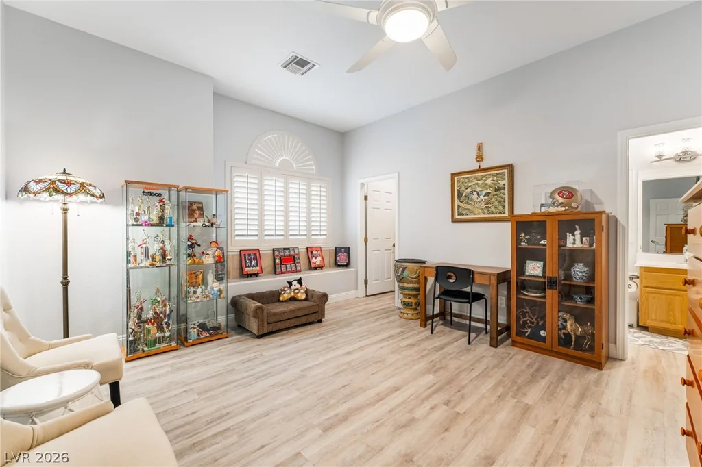 3991 Camelot Cove, Las Vegas, NV 89147