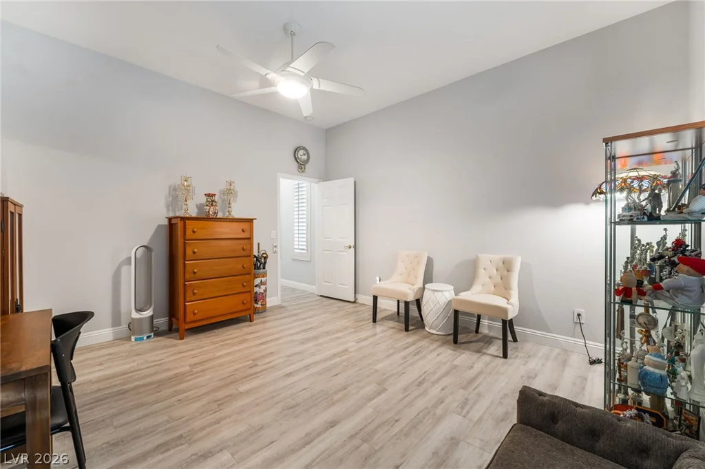 3991 Camelot Cove, Las Vegas, NV 89147