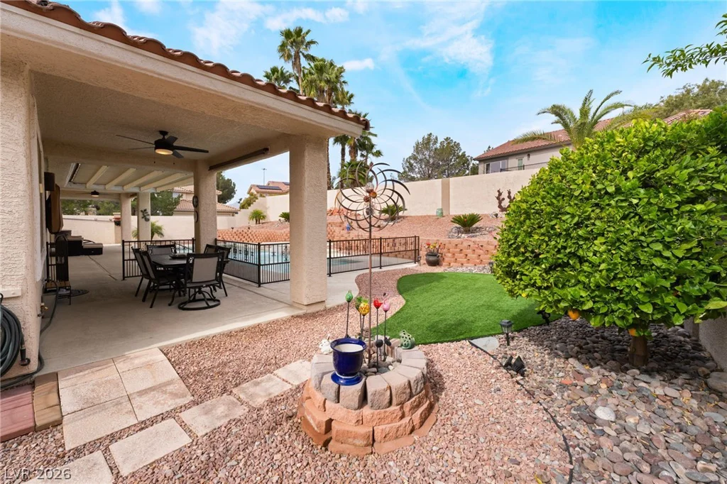 3991 Camelot Cove, Las Vegas, NV 89147