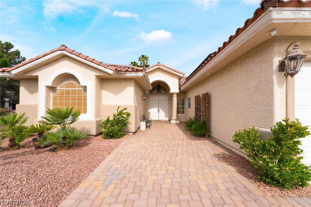 3991 Camelot Cove, Las Vegas, NV 89147