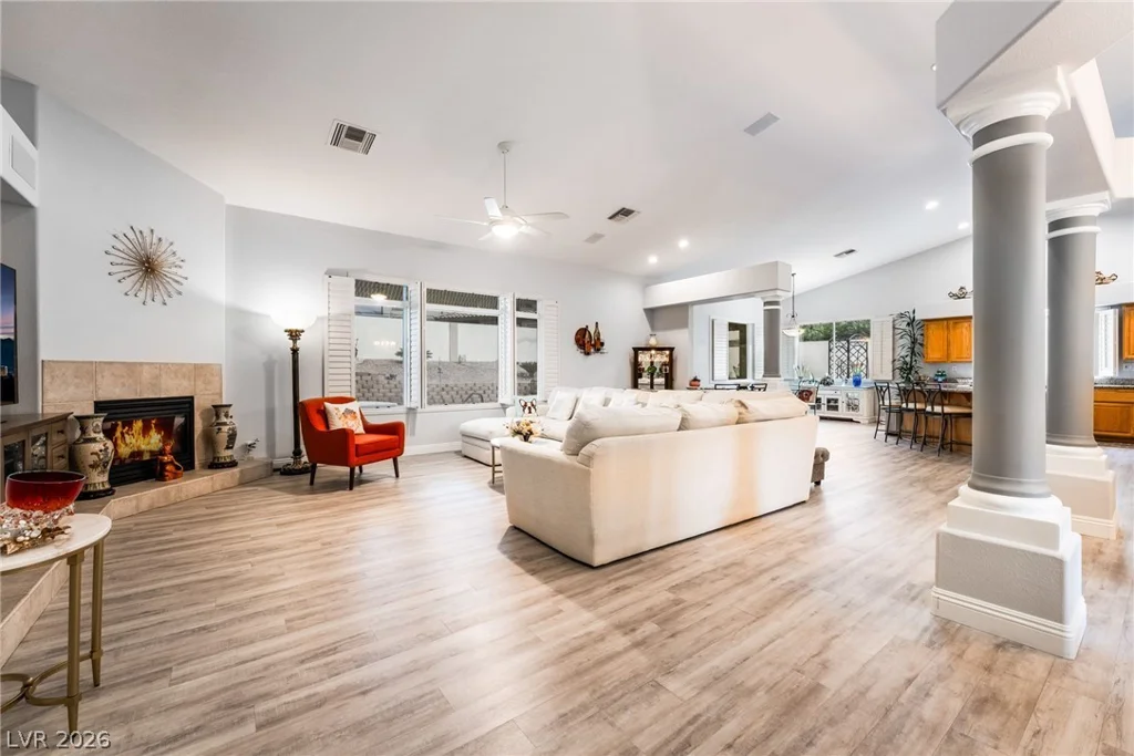 3991 Camelot Cove, Las Vegas, NV 89147
