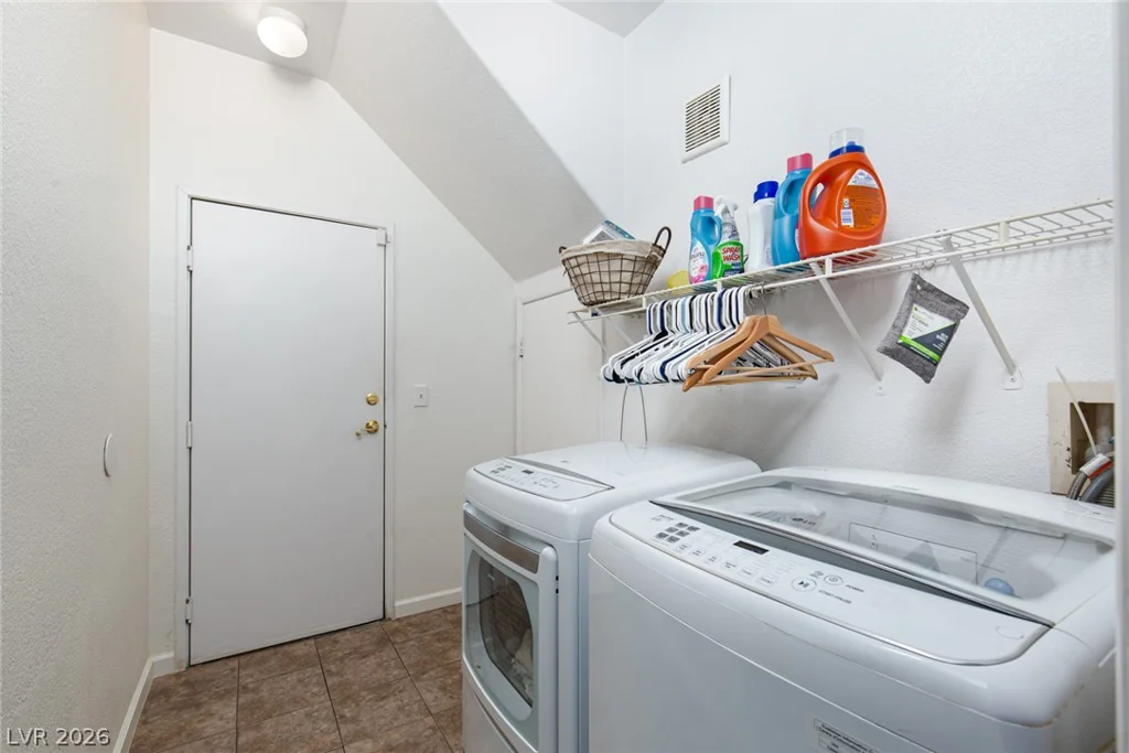 1508 Truett, Las Vegas, NV 89128
