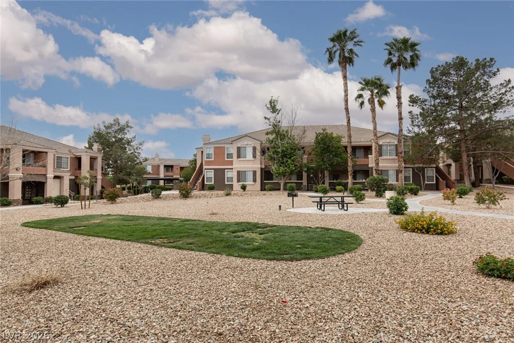 1508 Truett, Las Vegas, NV 89128