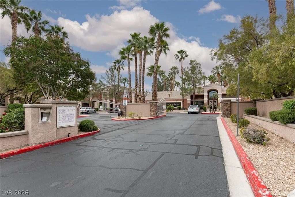1508 Truett, Las Vegas, NV 89128